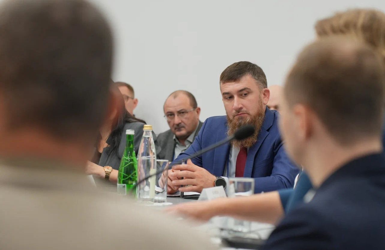 🔔 Совещание по вопросам охраны культурного наследия в Дербенте.